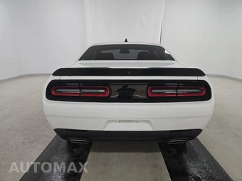 2023 Dodge Challenger SXT – miniatura 5
