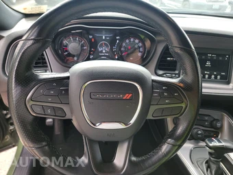 2023 Dodge Challenger SXT - miniatura 16