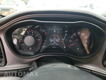 2023 Dodge Challenger SXT - miniatura 18