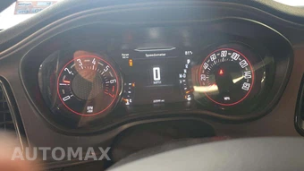 2023 Dodge Challenger SXT - miniatura 18