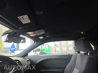 2023 Dodge Challenger SXT - miniatura 19
