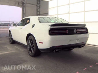 2023 Dodge Challenger SXT - miniatura 6
