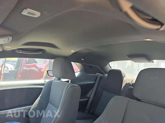 2023 Dodge Challenger SXT - miniatura 11