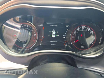 2023 Dodge Challenger SXT - miniatura 9