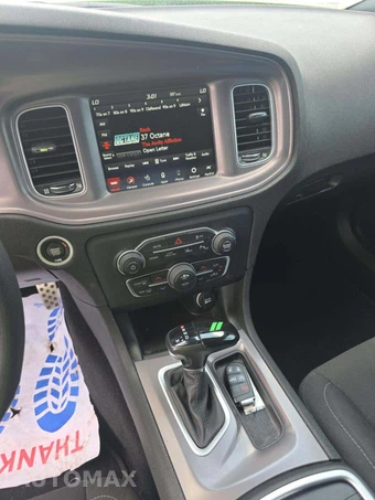 2023 Dodge Charger R/T – miniatura 10