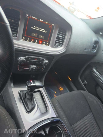 2023 Dodge Charger R/T – miniatura 10