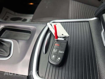 2023 Dodge Charger R/T – miniatura 8