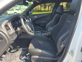 2023 Dodge Charger R/T – miniatura 3