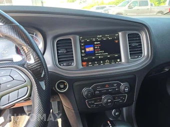 2023 Dodge Charger Scat Pack - miniatura 7