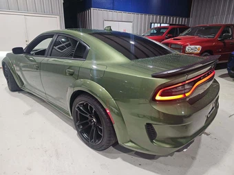 2023 Dodge Charger Scat Pack Widebody - miniatura 4