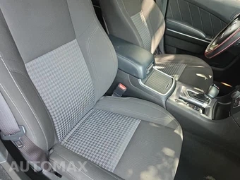 2023 Dodge Charger SXT - miniatura 15