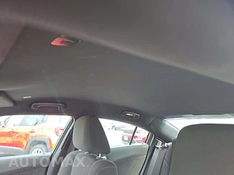 2023 Dodge Charger SXT – miniatura 8
