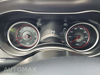 2023 Dodge Charger SXT – miniatura 9