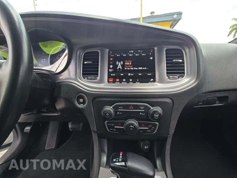 2023 Dodge Charger SXT – miniatura 7