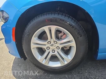 2023 Dodge Charger SXT – miniatura 8