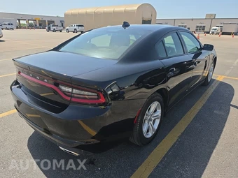 2023 Dodge Charger SXT – miniatura 4