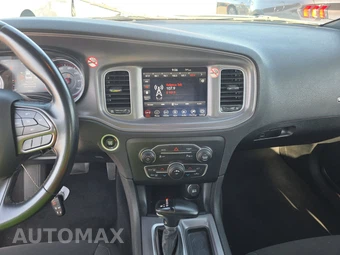 2023 Dodge Charger SXT – miniatura 11
