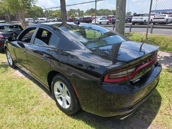 2023 Dodge Charger SXT - miniatura 3