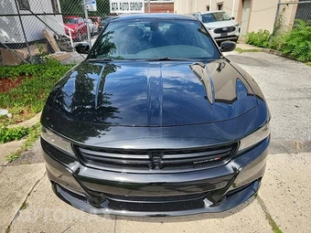 2023 Dodge Charger SXT – miniatura 2