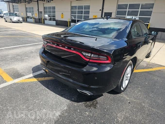 2023 Dodge Charger SXT – miniatura 4