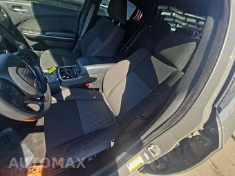 2023 Dodge Charger SXT – miniatura 6