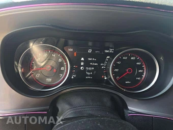 2023 Dodge Charger SXT – miniatura 9