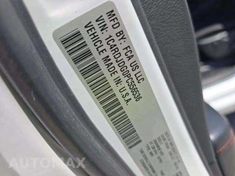 2023 Dodge Durango GT Launch Edition – miniatura 5