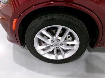 2023 Dodge Durango R/T – miniatura 6