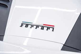 2023 Ferrari F8 Spider Convertible - miniatura 14