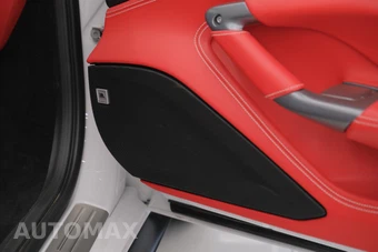2023 Ferrari F8 Spider Convertible - miniatura 18