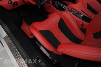 2023 Ferrari F8 Spider Convertible - miniatura 24