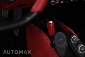 2023 Ferrari F8 Spider Convertible - miniatura 29