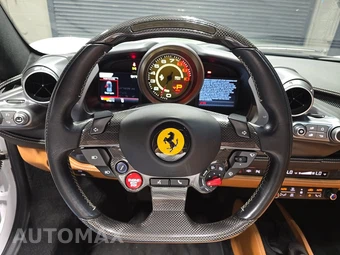 2023 Ferrari F8 Spider Convertible - miniatura 10