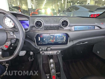 2023 Ferrari Portofino M - miniatura 10