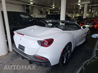 2023 Ferrari Portofino M - miniatura 3
