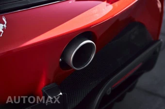 2023 Ferrari SF90 Stradale - miniatura 12