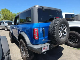 2023 Ford Bronco Badlands Advanced - miniatura 2