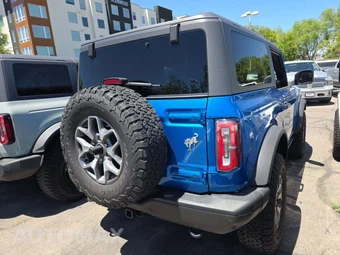 2023 Ford Bronco Badlands Advanced - miniatura 3