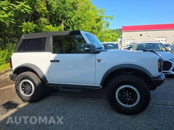 2023 Ford Bronco Badlands Advanced - miniatura 4