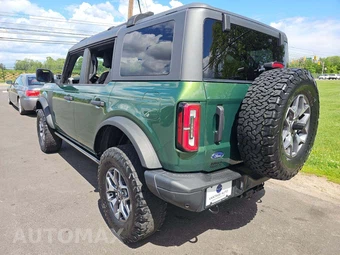 2023 Ford Bronco Badlands Advanced - miniatura 2