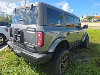 2023 Ford Bronco Badlands Advanced - miniatura 3