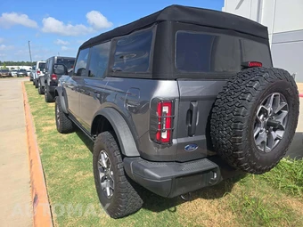 2023 Ford Bronco Badlands Advanced - miniatura 2