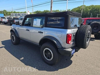 2023 Ford Bronco Base Advanced - miniatura 2