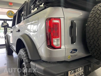 2023 Ford Bronco Black Diamond - miniatura 15