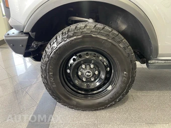 2023 Ford Bronco Black Diamond - miniatura 20