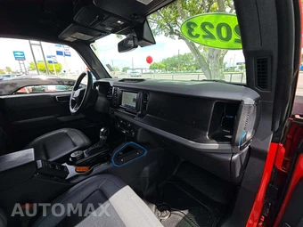 2023 Ford Bronco Black Diamond - miniatura 19