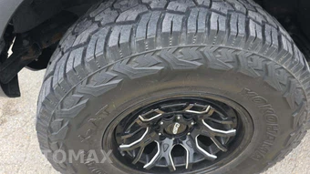 2023 Ford Bronco Black Diamond - miniatura 18