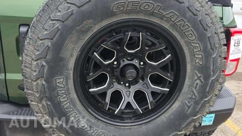 2023 Ford Bronco Black Diamond - miniatura 23