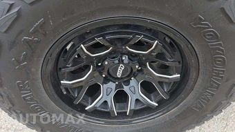 2023 Ford Bronco Black Diamond - miniatura 24