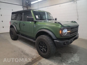 2023 Ford Bronco Black Diamond - miniatura 3